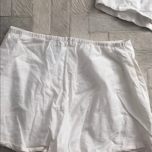 Princess Polly white buttoned skort set - Picture 3 of 8